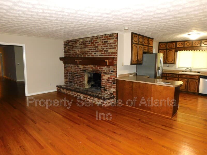 Marietta House: 626 Indian Hills Pkwy