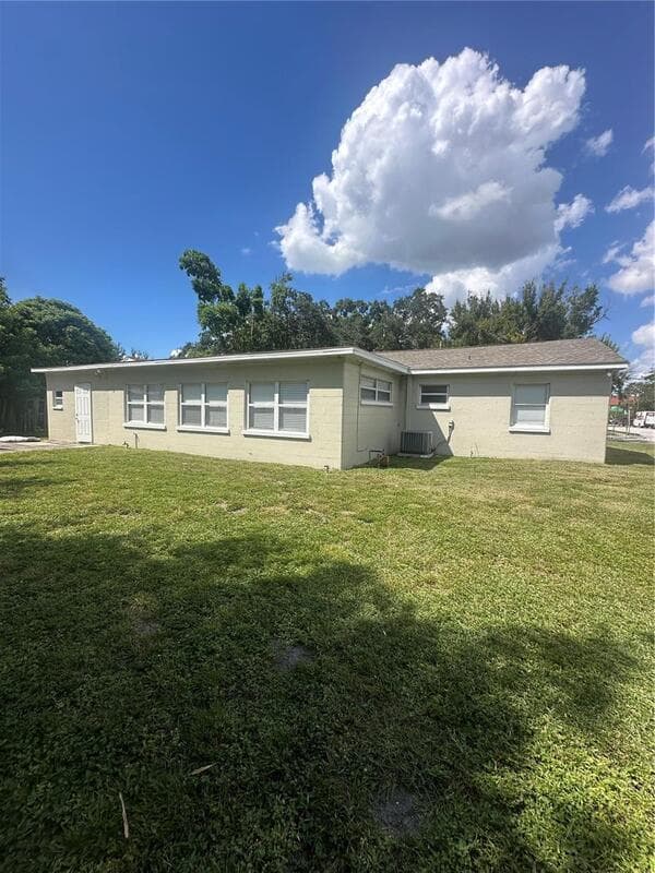 Tampa House: 3802 West San Juan Street