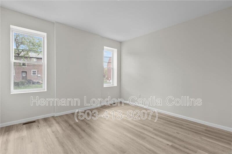 St Louis House: 3217 Nebraska Ave