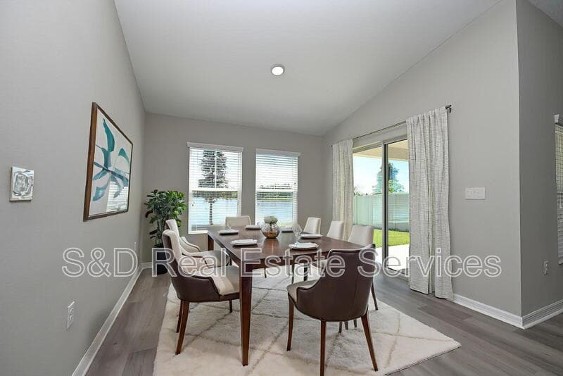 Lakeland House: 5511 Arlington River Drive