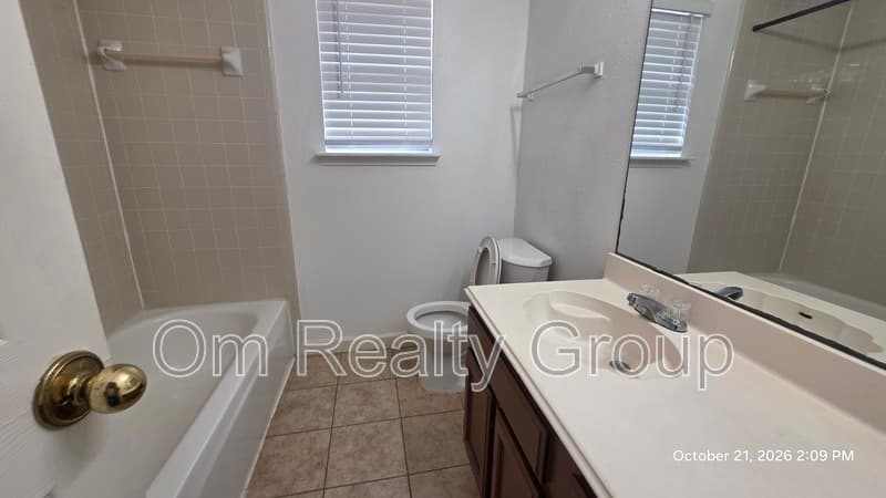 Sugar Land House: 16406 Concord Falls Ln