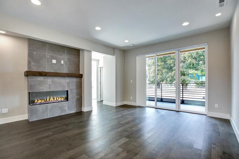 Portland House: 5758 SE 17th St