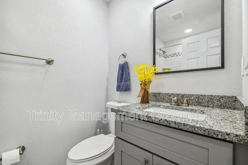 Tarpon Springs Condo: 380 Jeru Blvd - Room 6