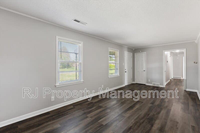 Memphis House: 3308 Norton Rd