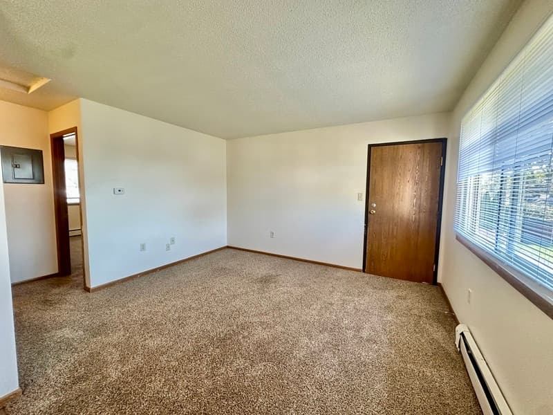 Marion Condo: 2461 5th Ave