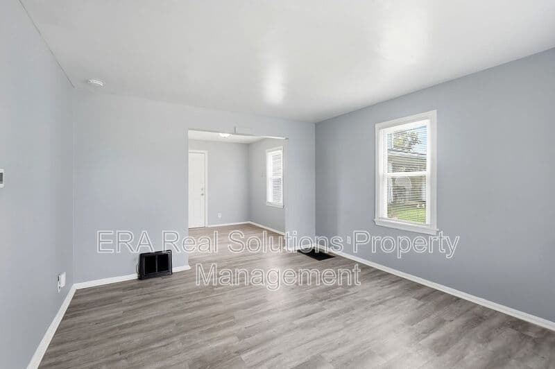 Columbus Condo: 2065 W Mound St
