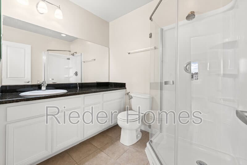 San Diego House: 6120 Decena Dr