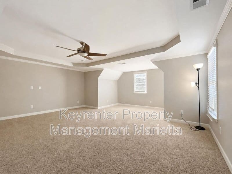 Marietta House: 302 Rosemont Park Ln
