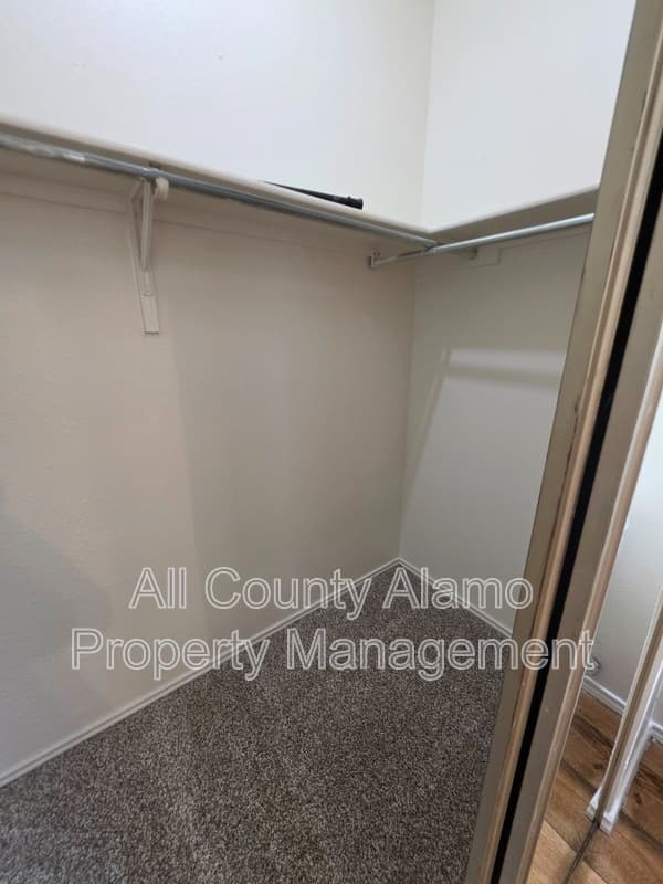 San Antonio Condo: 3439 Ridge Smoke