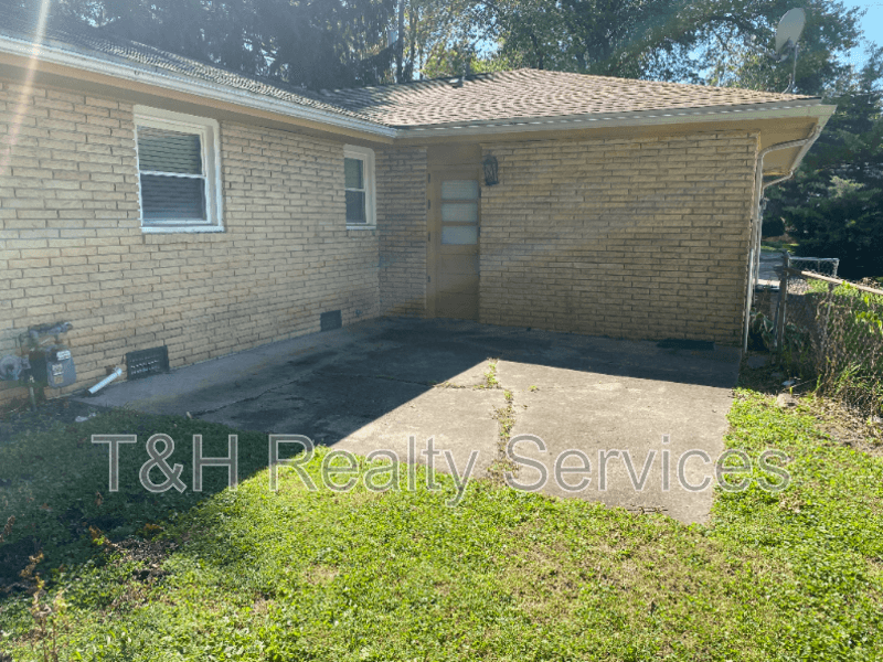 Anderson House: 920 Ellenhurst Drive