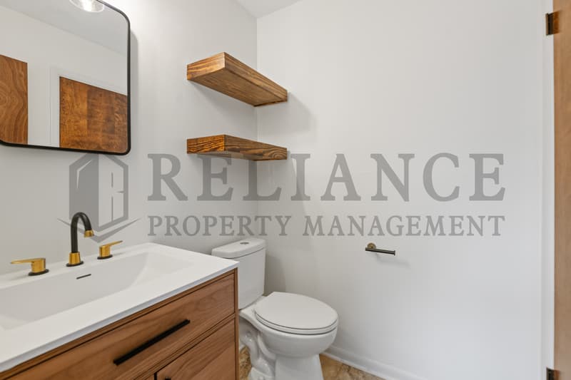 Wichita House: 7315 West Galoway