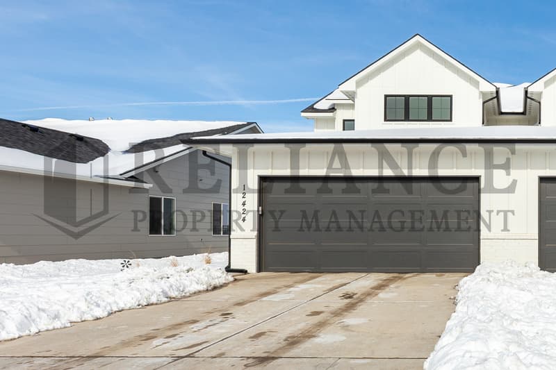 Maize Condo: 12518 W Fennec St