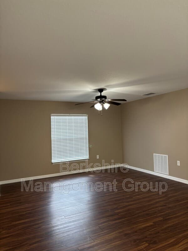 Winter Haven Townhome: 2405 Avenue C SW