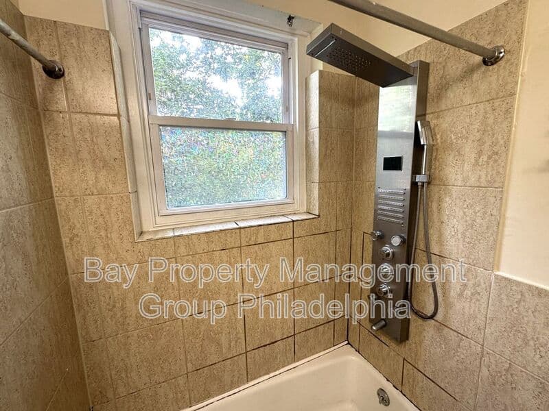 Philadelphia Condo: 437 W School House Ln