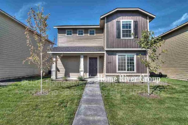 Meridian House: 629 N Manship Ave