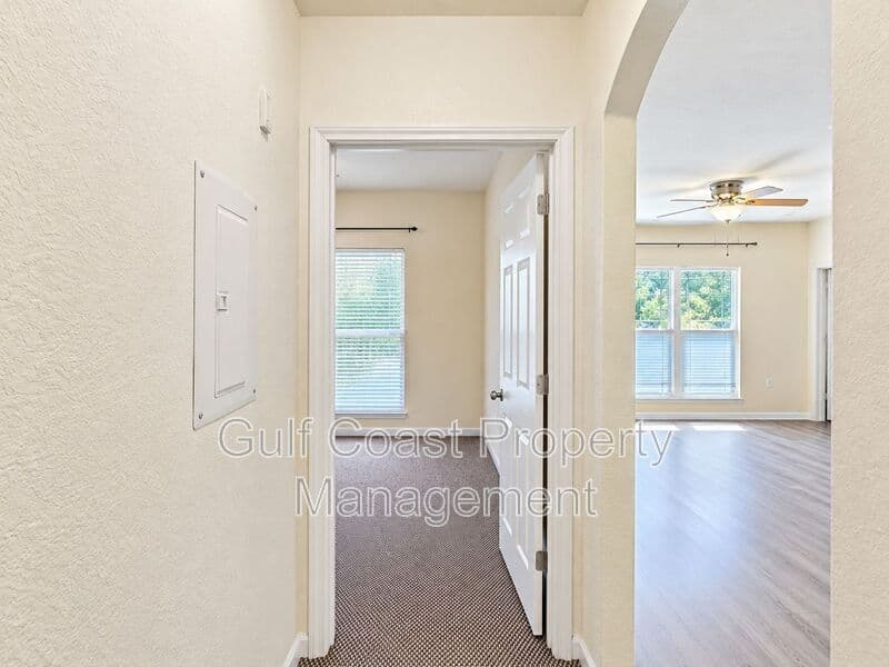 Bradenton Condo: 210 3rd Street West