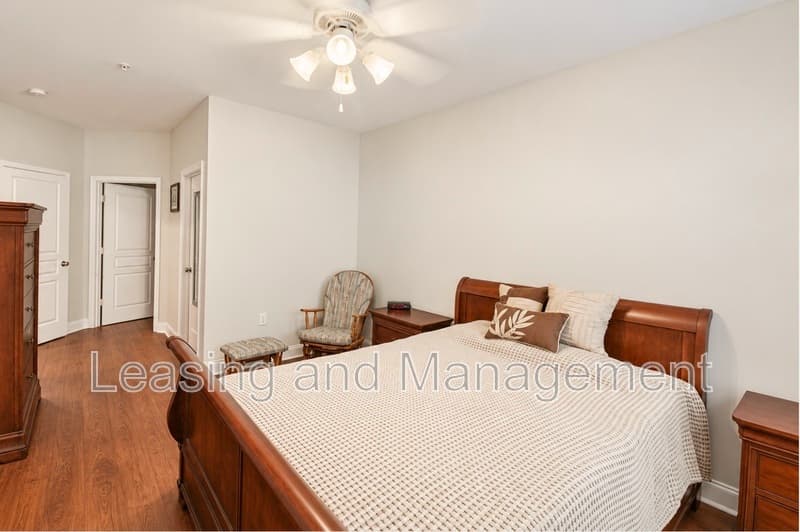 Mount Pleasant Condo: 1807 Basildon Road