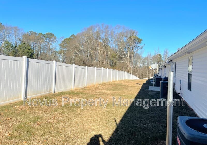 Villa Rica Townhome: 209 East Wilson Street