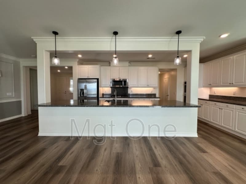 Riverside House: 16623 Key Lime Boulevard