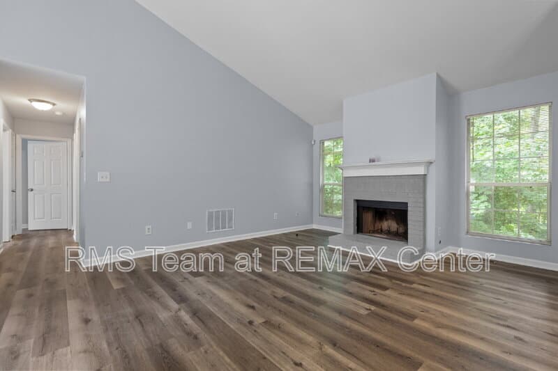 Decatur House: 2262 Cobb Creek Dr