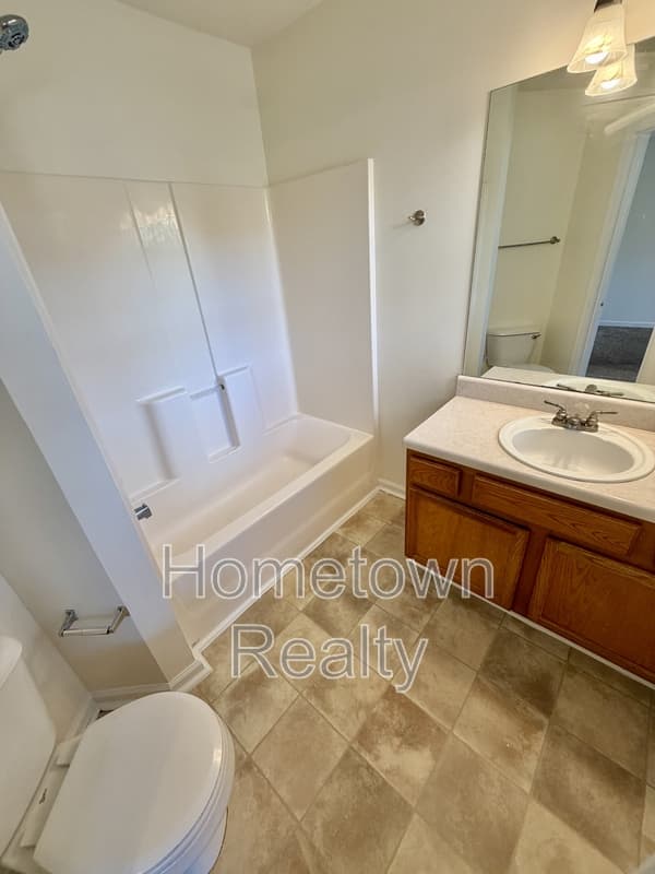 McDonough House: 2510 Marlin Drive