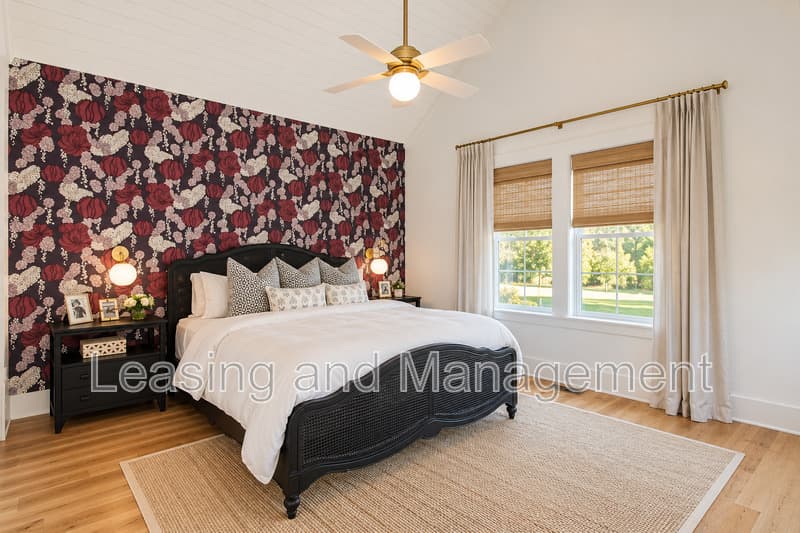 Mount Pleasant House: 1848 Carolina Park Boulevard