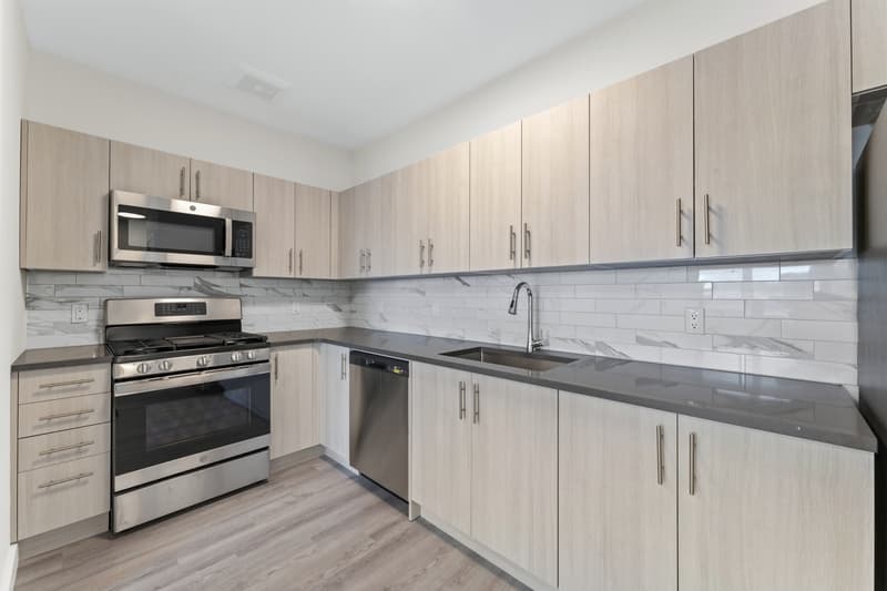 City of Orange Condo: 49 S Day St - 203