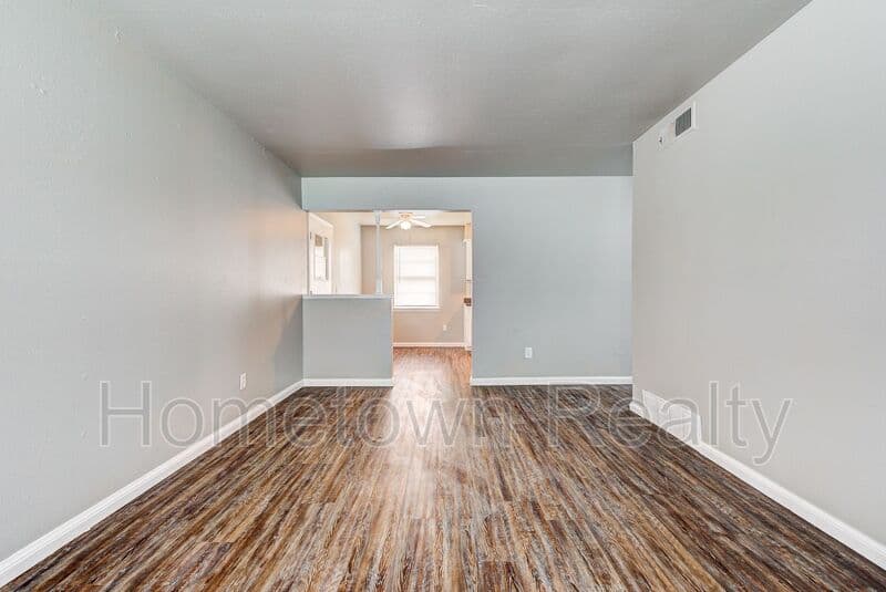 Midwest City House: 1308 McDonald Drive