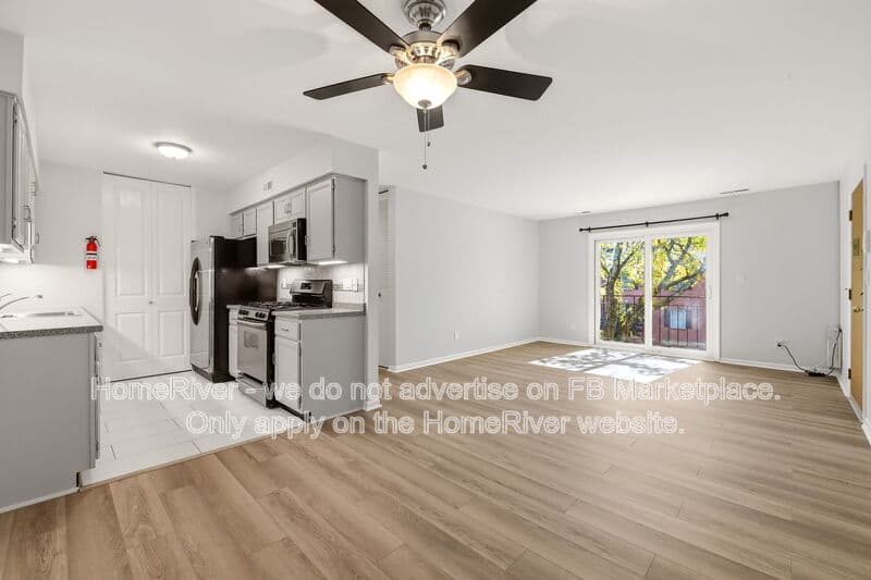 Bloomfield Condo: 42 John St