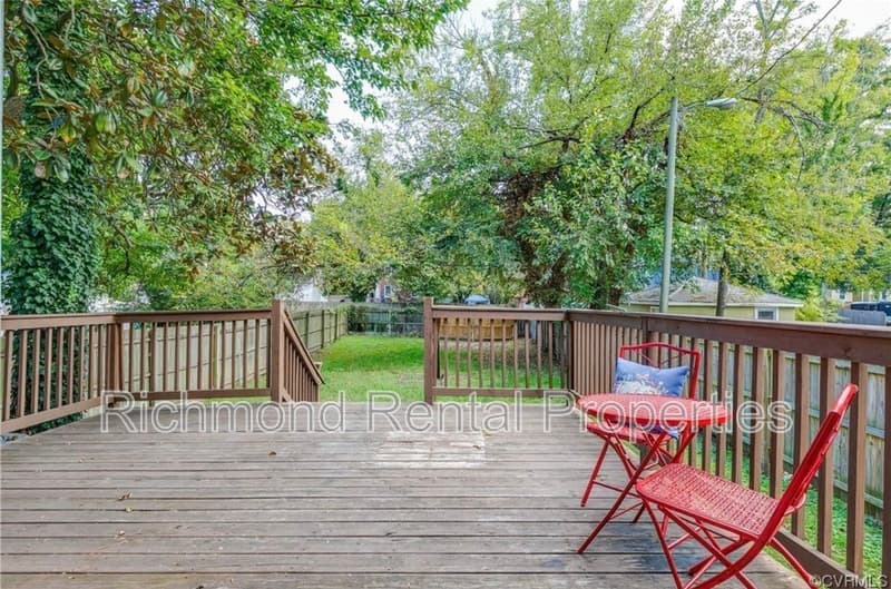 Richmond House: 3117 2nd Avenue