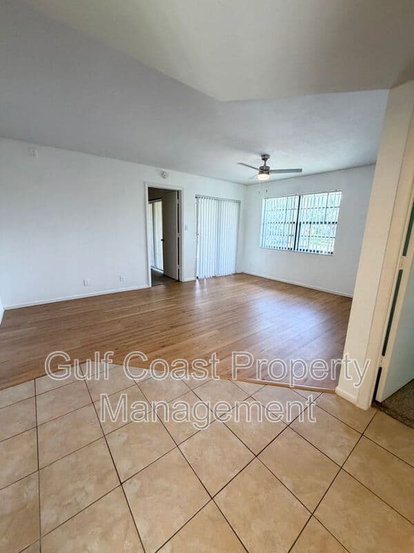 Port Charlotte Condo: 19505 Quesada Ave