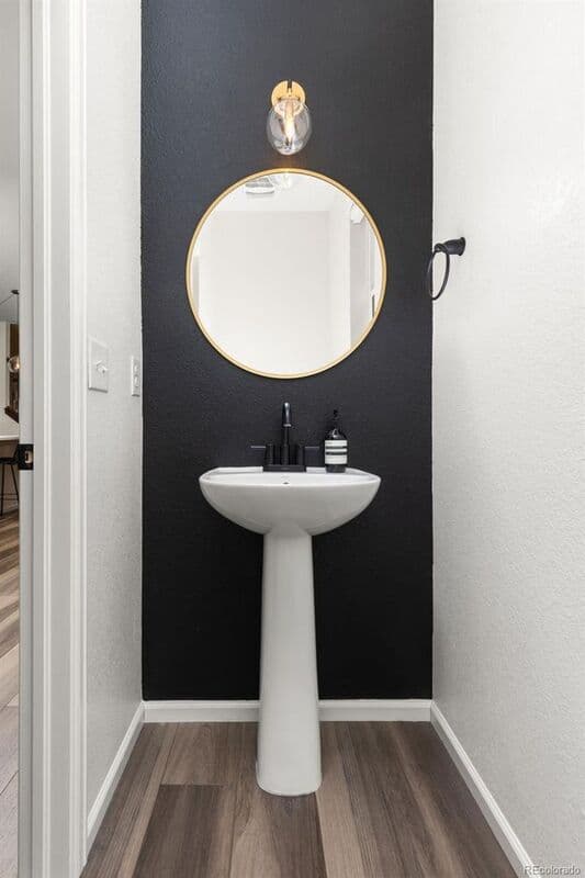 Denver House: 5823 Hanover St