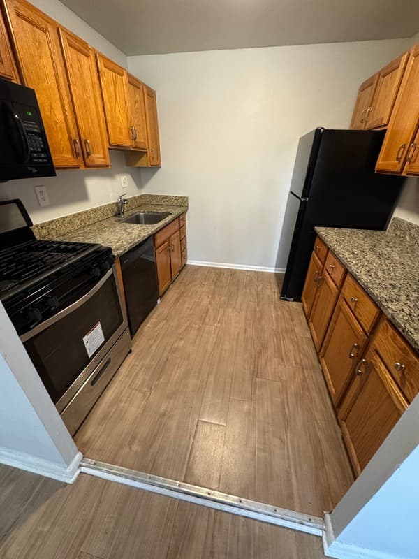 Richmond Condo: 5616 Crenshaw Rd