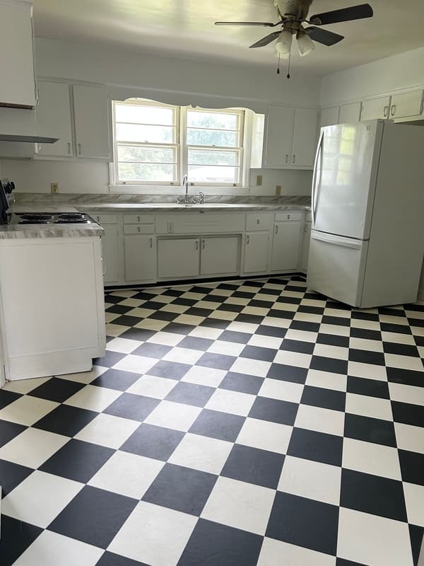 Greenville House: 407 Elizabeth Drive