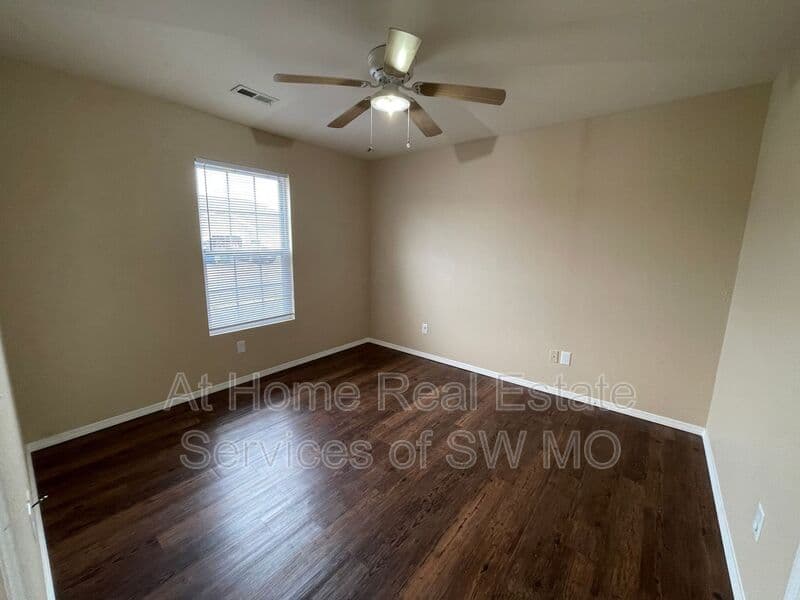 Springfield House: 1131 S. Clifton