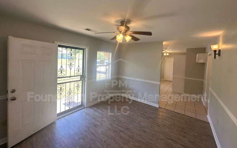 Memphis House: 4498 Suncrest Drive