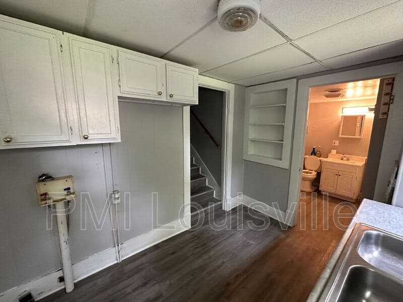 Louisville House: 3605 Larkwood Ave