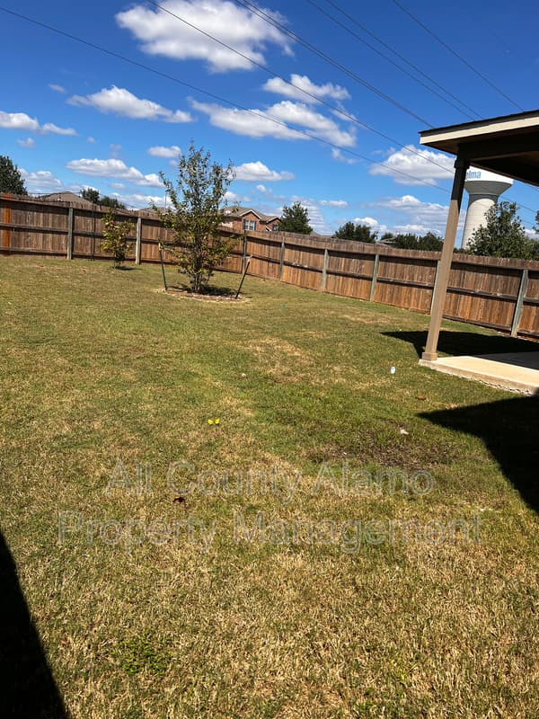 Selma House: 419 Harvest Point