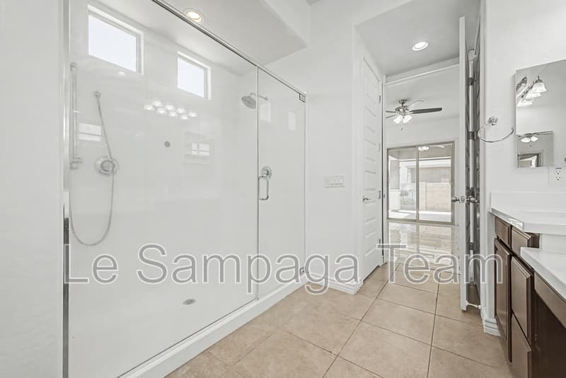 Queen Creek House: 20289 E RAVEN DR