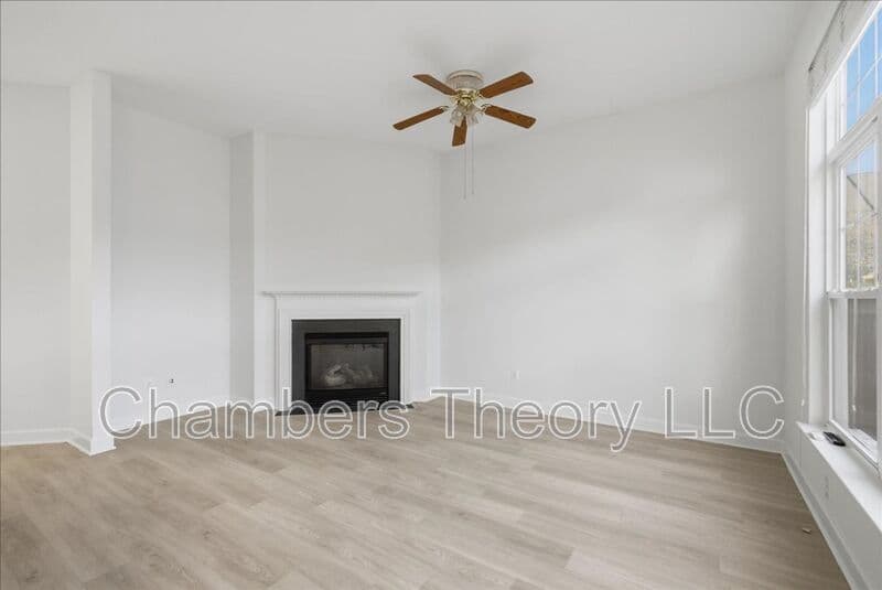 Bristow House: 9180 Ribbon Falls Loop
