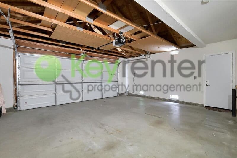 Rocklin House: 1936 Hillock Court