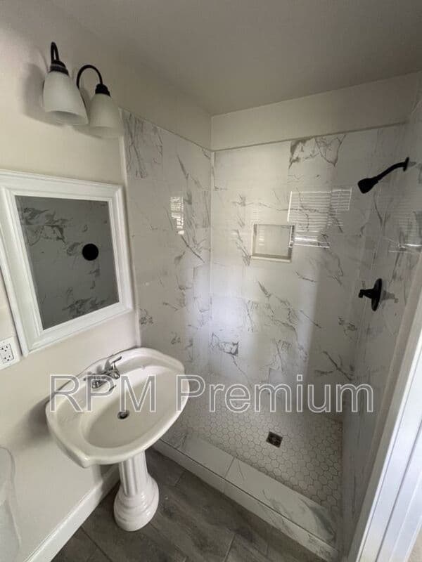 Baton Rouge House: 10444 Browning Dr.