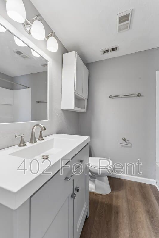 Omaha Condo: 210 South 24th Street - 304