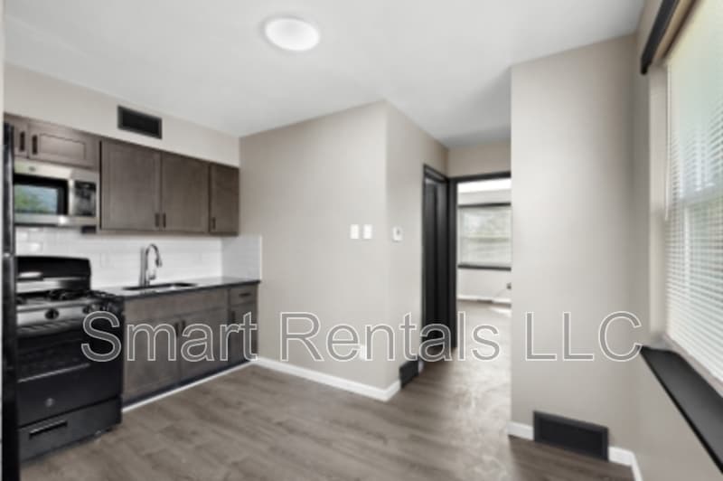 St. Louis Condo: 3112 Arsenal Street - 9