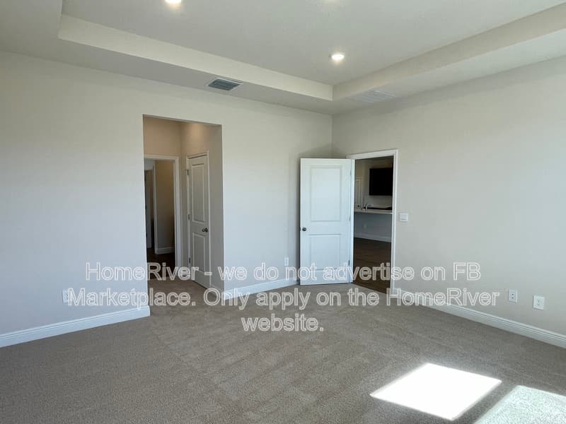 ZEPHYRHILLS House: 2333 STRATTEN DR