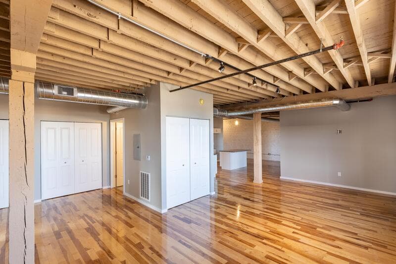Burlington Condo: 116 N. 4th St. #313