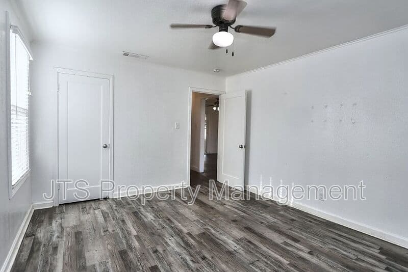 Sacramento House: 2733 Marilona Drive