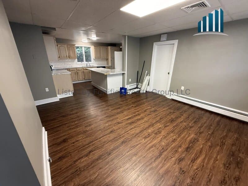 Fall River Condo: 200 County St