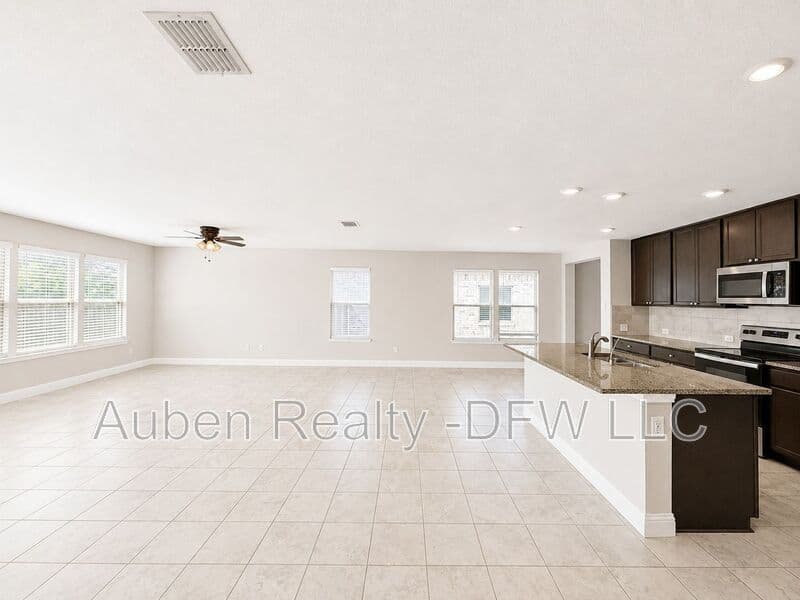 Aubrey House: 2605 Wesley Avenue