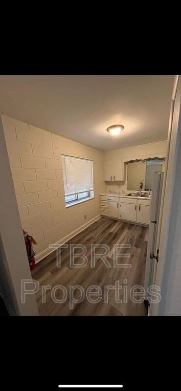 Huntington House: 1528 6th Ave
